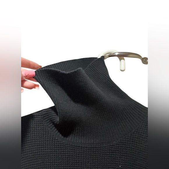 Kenneth Cole Reaction Turtle neck sweater - Picture 5 of 7